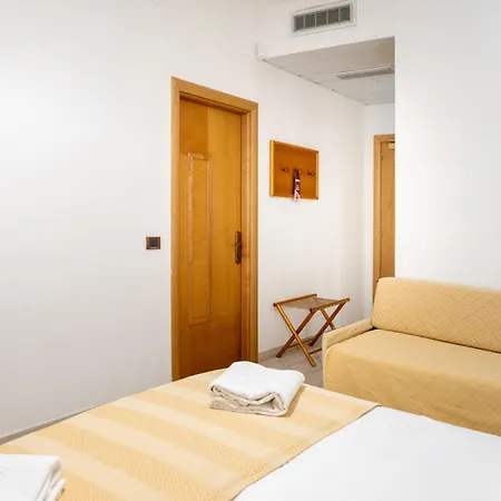 Hotiday Hotell