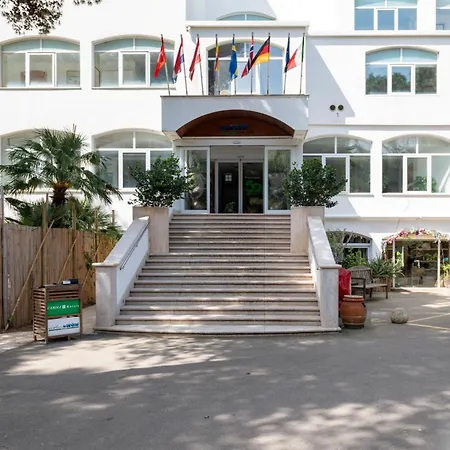 Hotel Hotiday